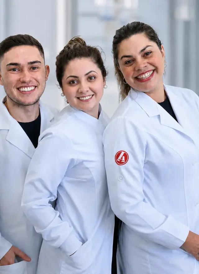 Alunos do Curso Técnico de Enfermagem da Escola Advance